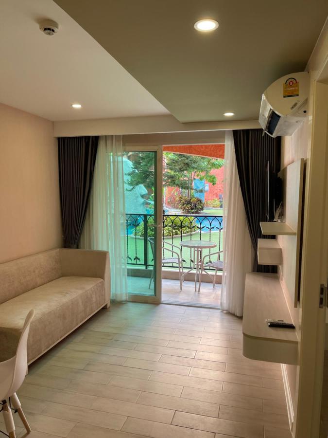 Seven Seas Apartment
